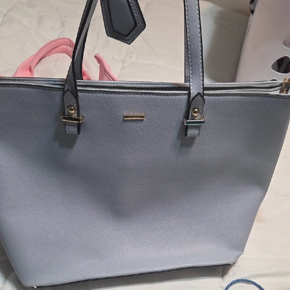 Elegant Light Blue Women's Tote Bag - Picture 1 of 2